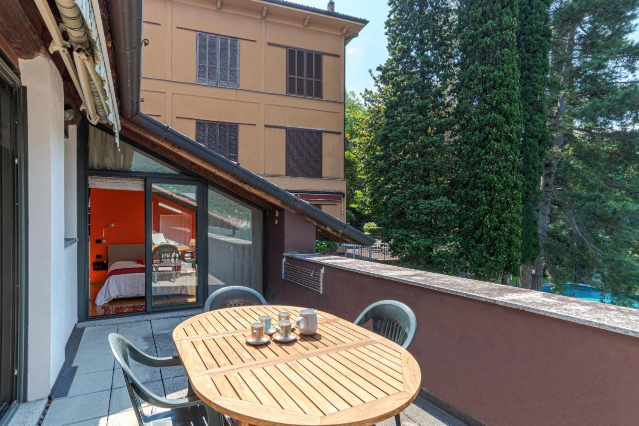 Apt With Terrace And Shared Pool! Lake View! Lägenhet Nesso Exteriör bild